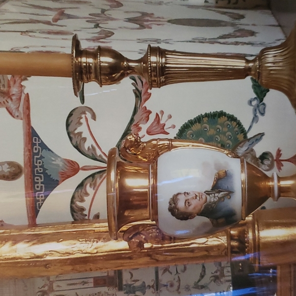 BNWT NOVEL THE FINEST ROOMS IN AMERICA - Picture 4 of 4